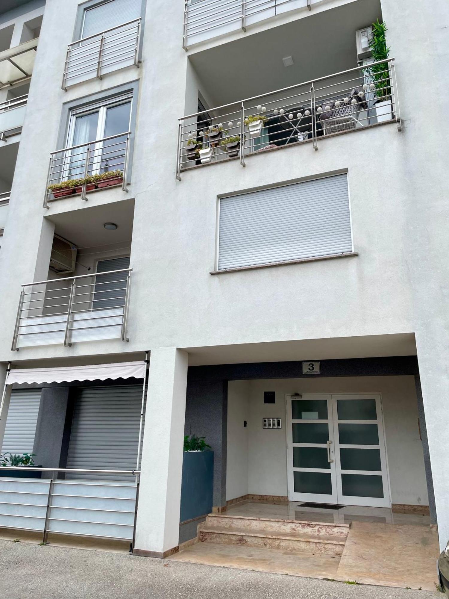 Old Lady Opatija Apartment Luaran gambar
